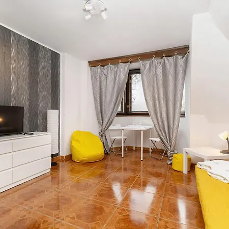 Apartment Old Town Cozy Microapartaments Podwale By Renters Breslau